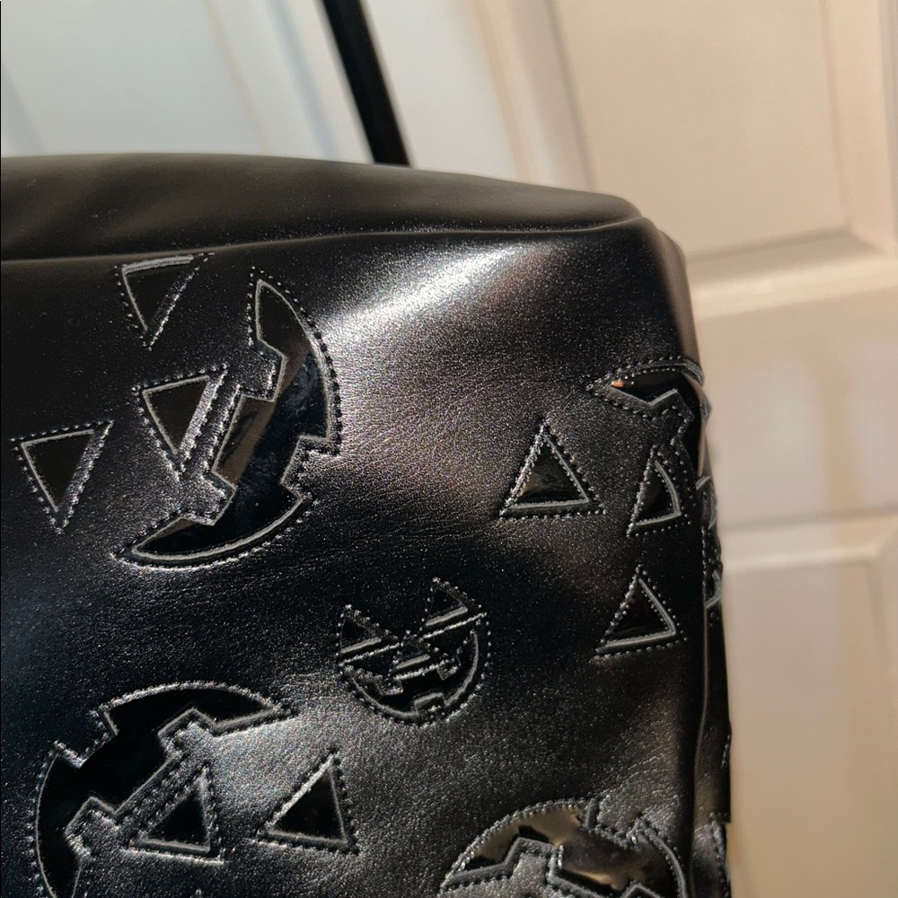 SOLD on Vinted! Foxblood X Goblin Co. ๐ Face Tote Bag w/ coffin โฐ๏ธ zipper pull - Picture 10 of 14
